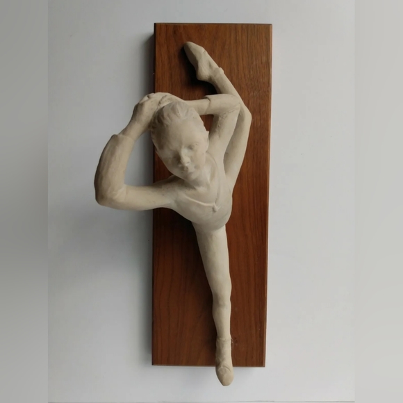 Vintage 70s Austin Productions Ballet Girl Statue Ceramic figurine 1978 dance - Picture 5 of 11